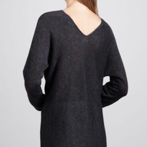 Vince: Knit V-Neck Linen Sweater - Navy Blue